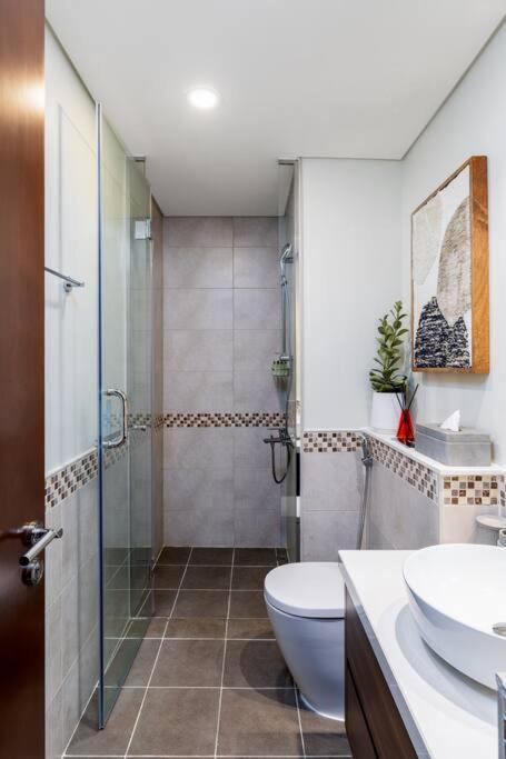 Apartment Waves - Canal-view Elegance 1br In Reva Residences *