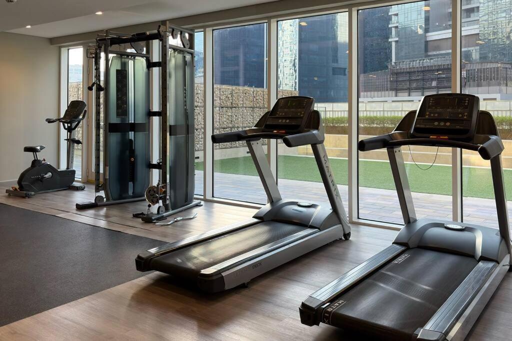 Apartment Waves - Canal-view Elegance 1br In Reva Residences *